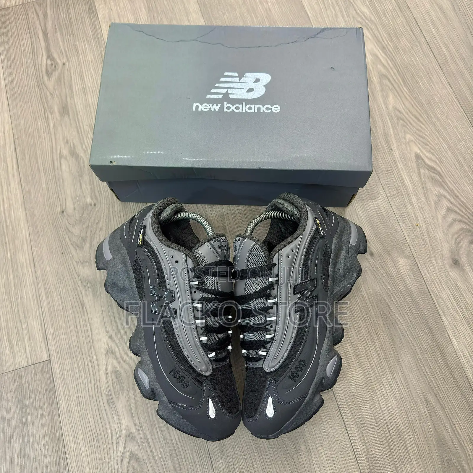 Original New Balance 1000 Cordura Sneakers