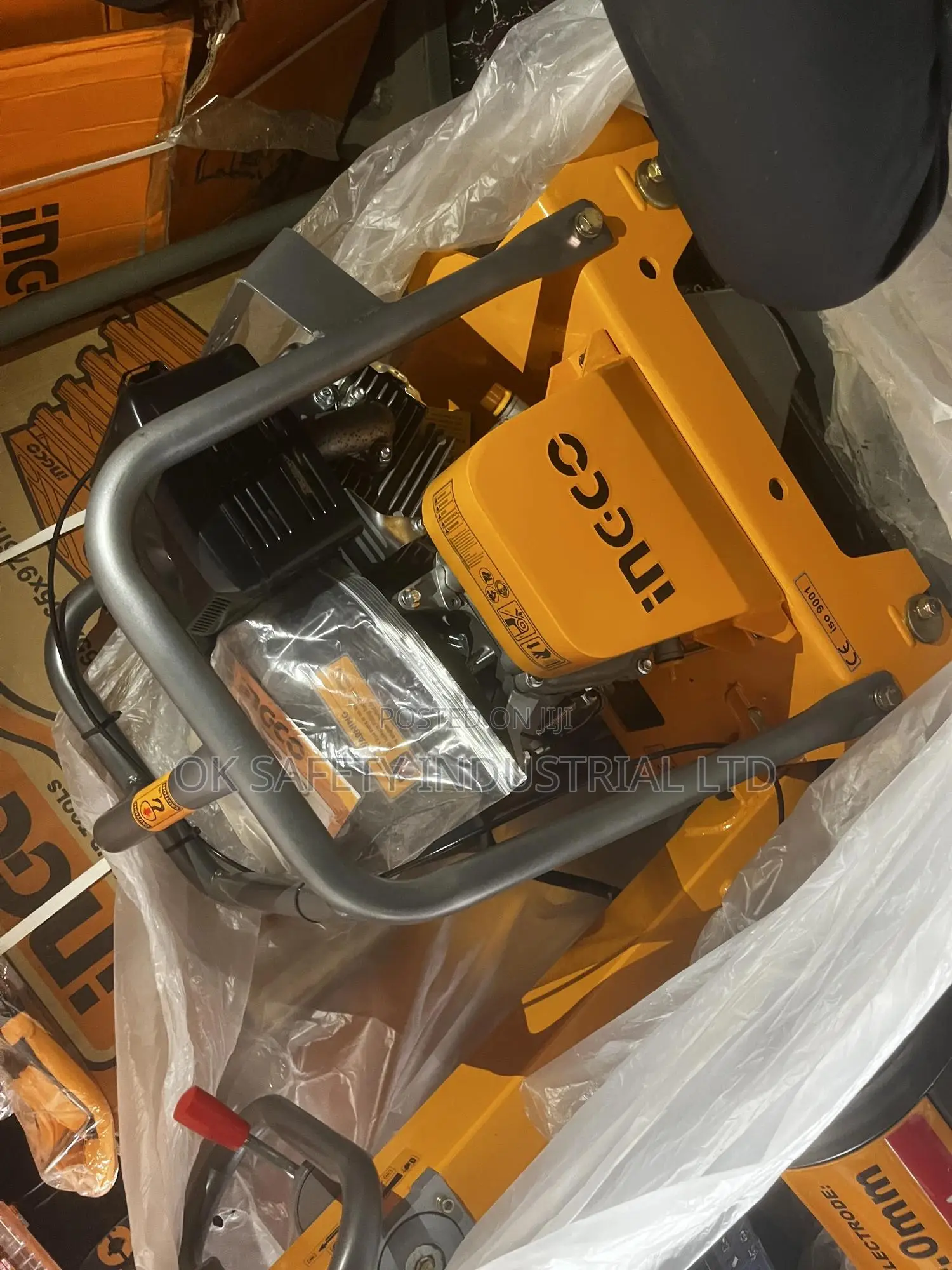Gasoline Plate Compactor