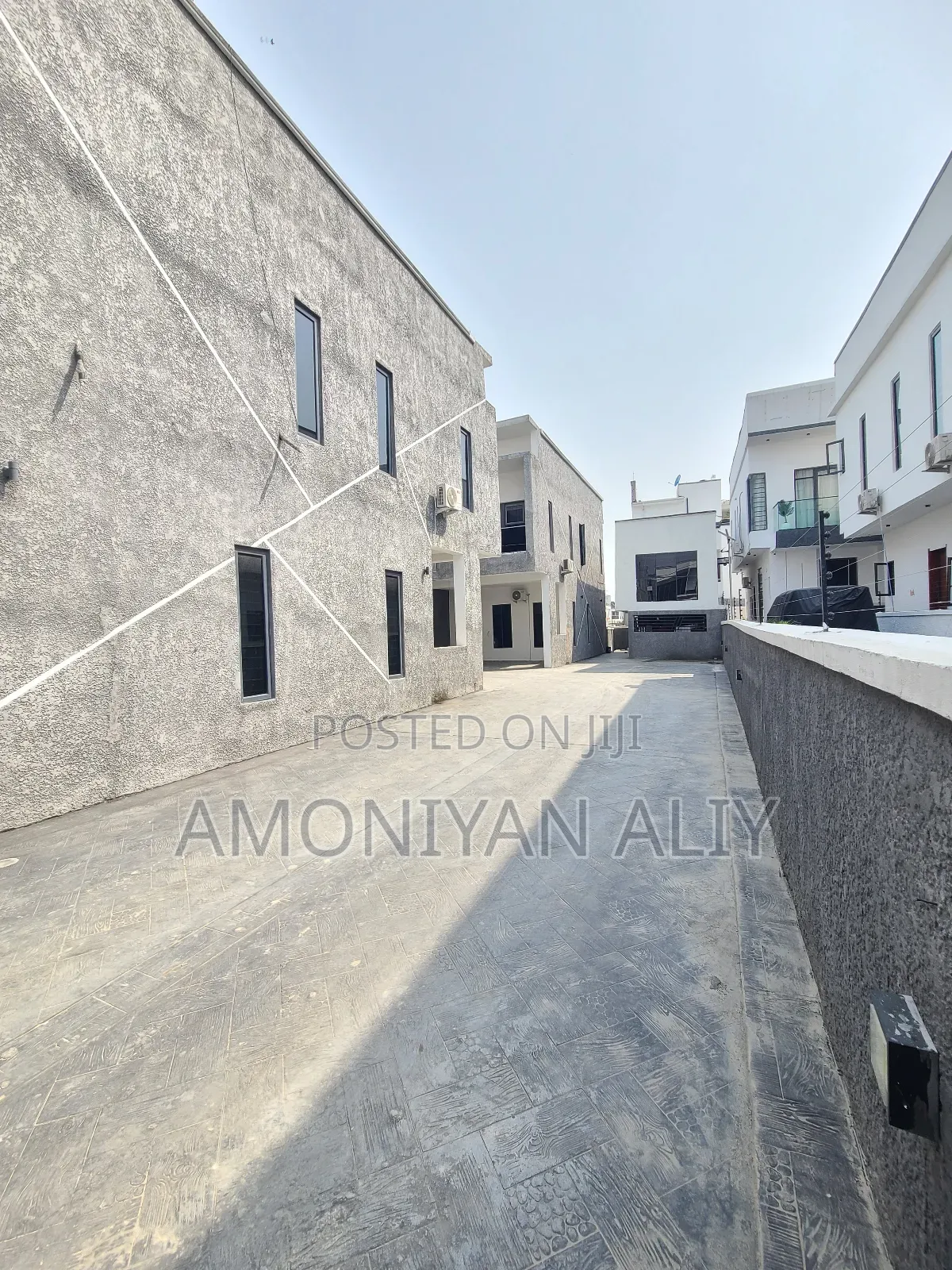 4bdrm Duplex in Ikota Gra Extension for sale