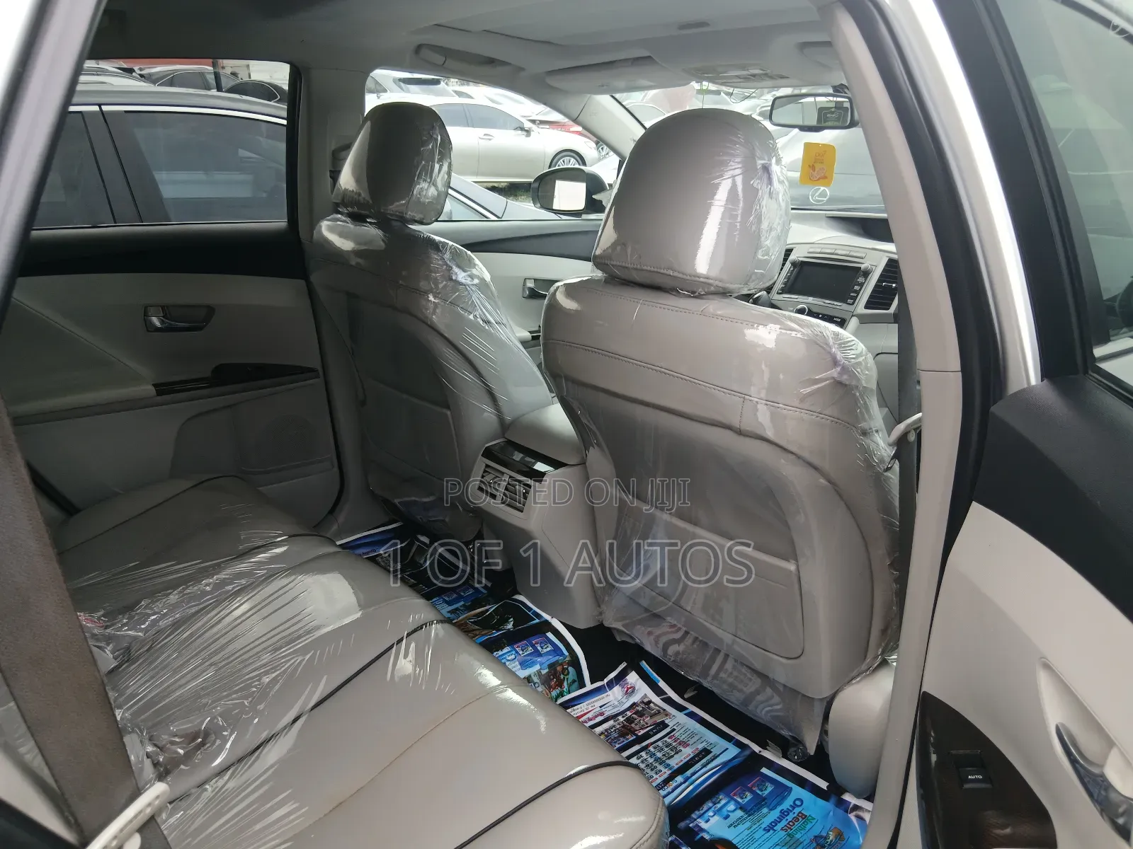 Toyota Venza 2010 Silver