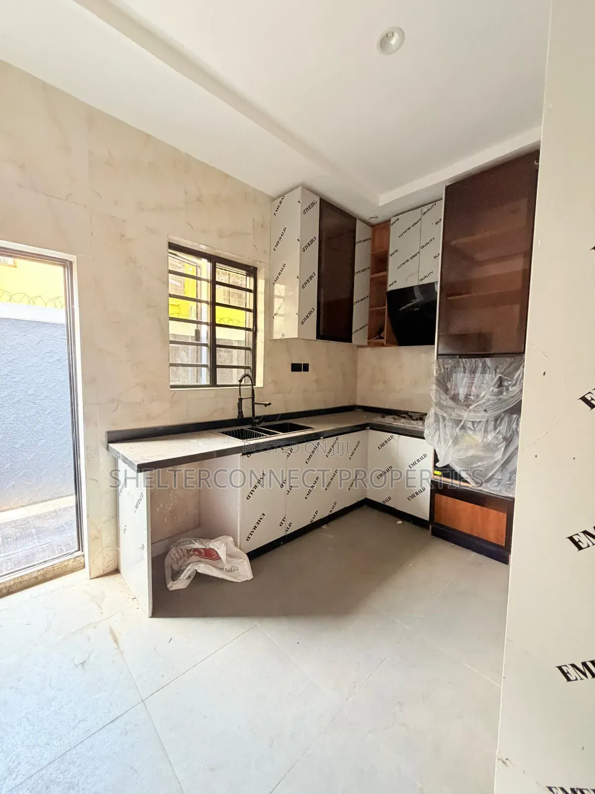 4bdrm Duplex in GRA Phase 1 for sale