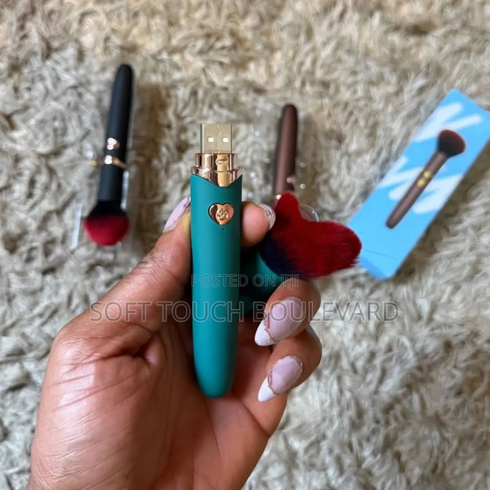 Makeup Brush Vibrator – Discreet Powerful Personal Massager