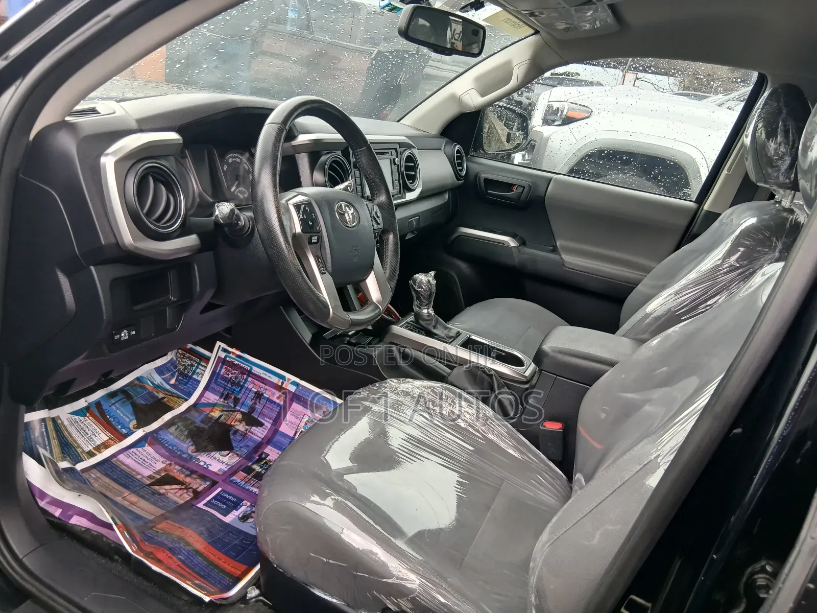 Toyota Tacoma SR5 2018 Black