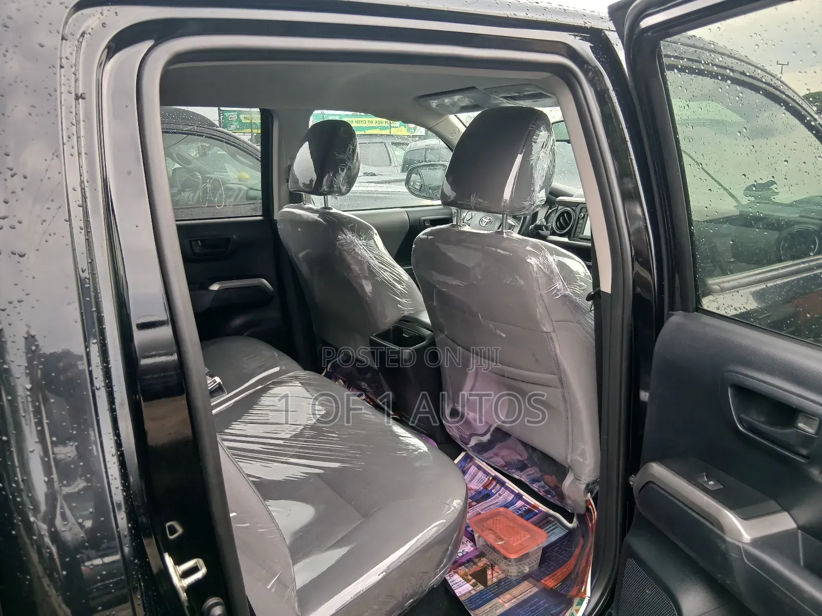 Toyota Tacoma SR5 2018 Black
