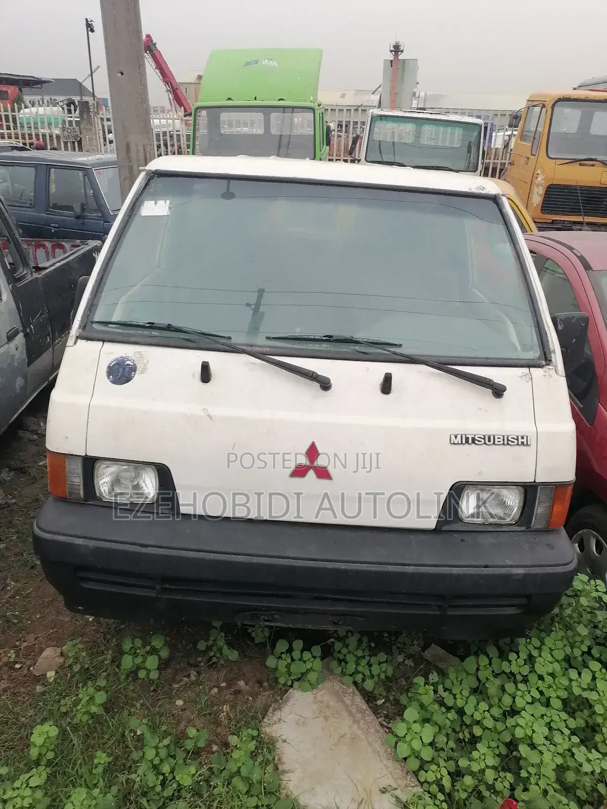 Mitsubishi L300 1999