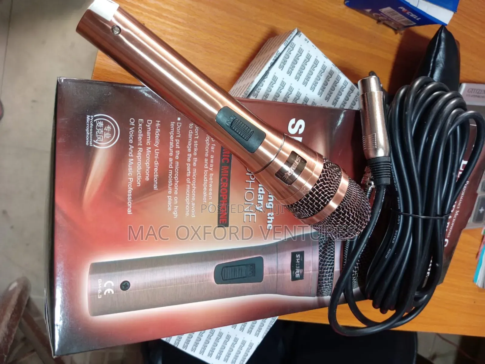 Shure 6.3 Wire Microphone