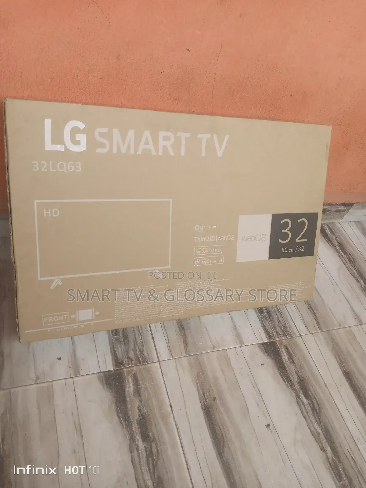 32 Inches Frameless Lg With Stand Gaurd