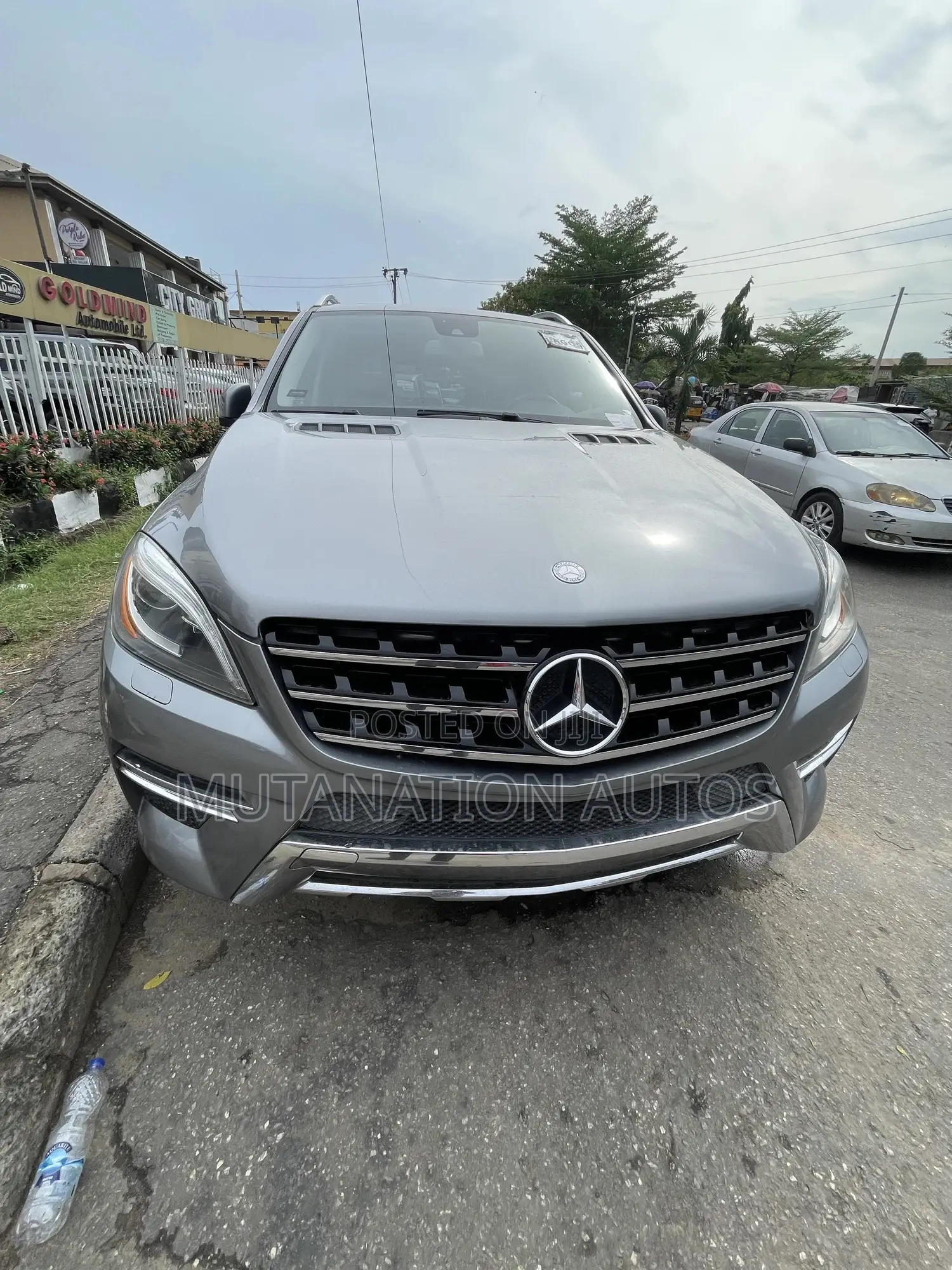 Mercedes-Benz M Class ML 550 4Matic 2013 Gray