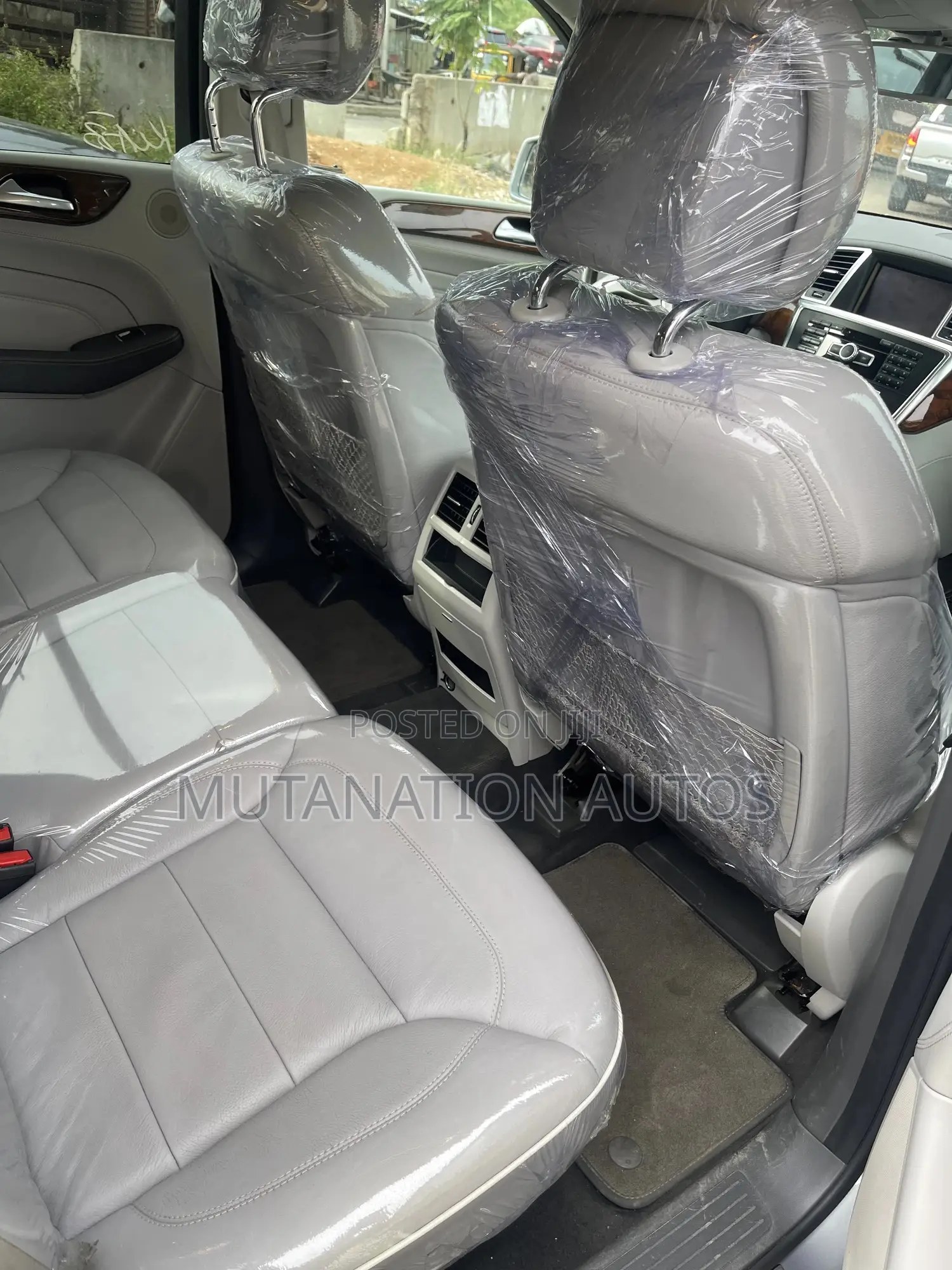 Mercedes-Benz M Class ML 550 4Matic 2013 Gray