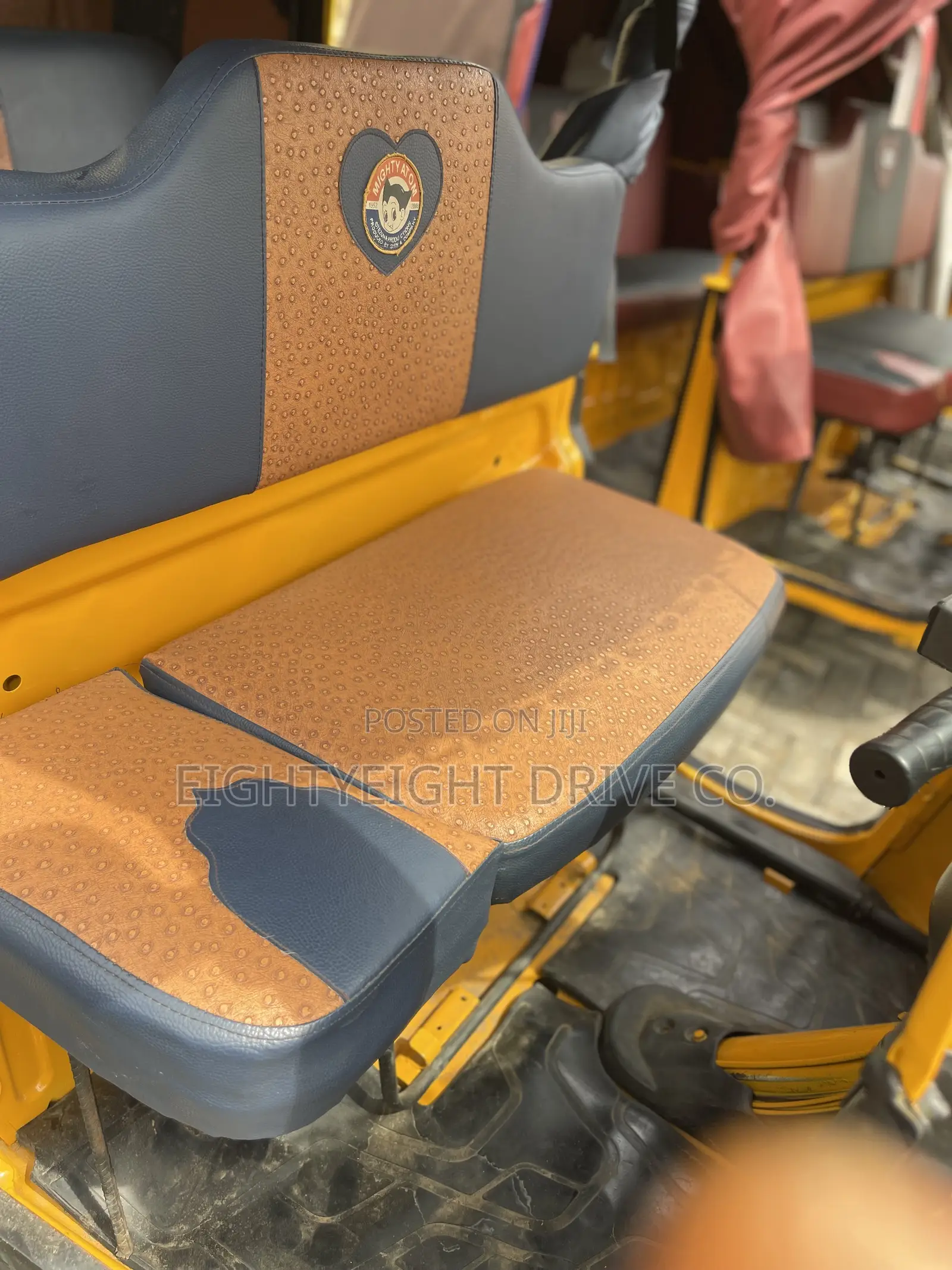 TVS King Deluxe Plus iTouch Start 2024 Yellow
