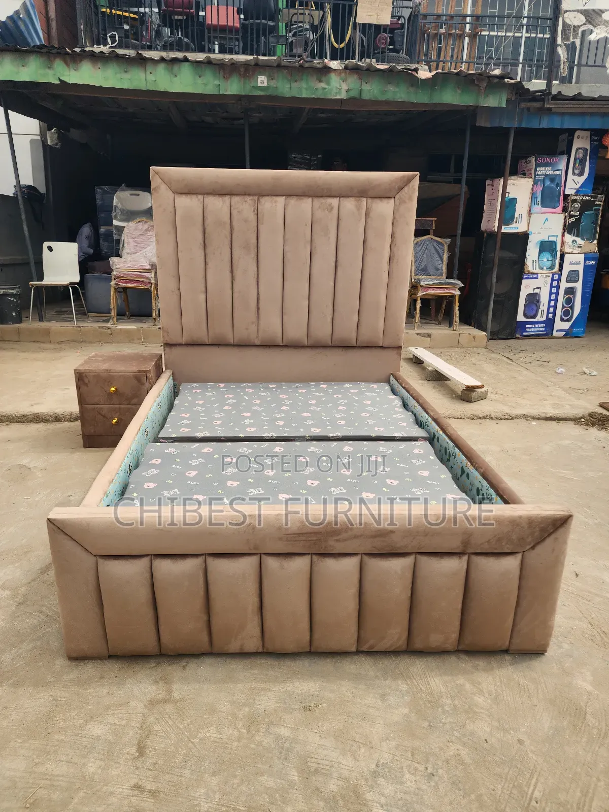 5ft Tall 4.5by6 Bed Frame With Side Drawer.