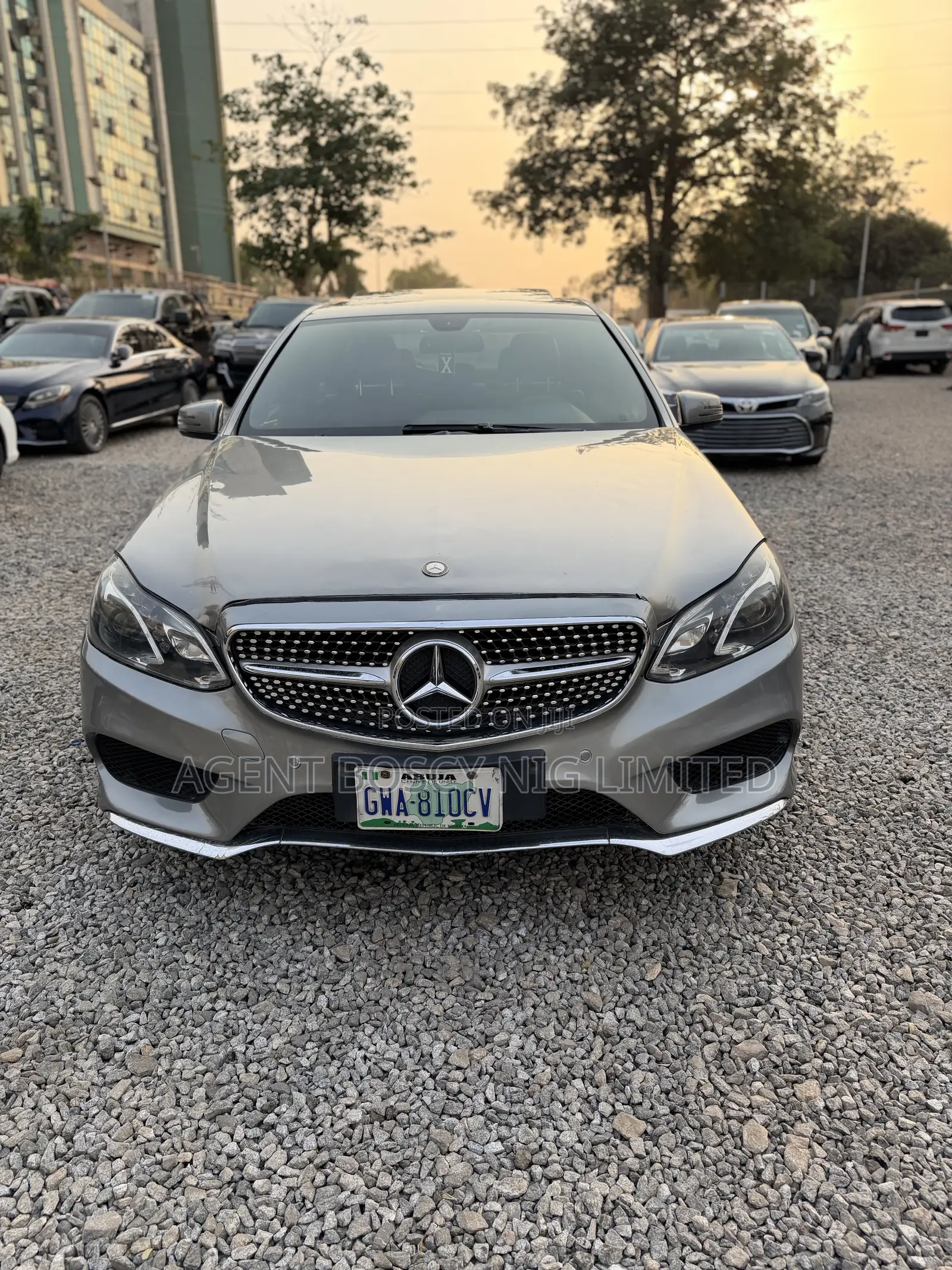 Mercedes-Benz E350 Base 4Matic Sedan AWD (3.5L 6cyl 7A) 2013 Gray