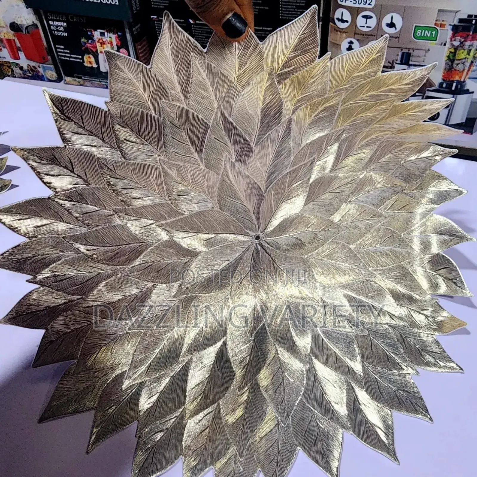 12pcs High Quality Luxury Star-Shaped Table Mat - Gold