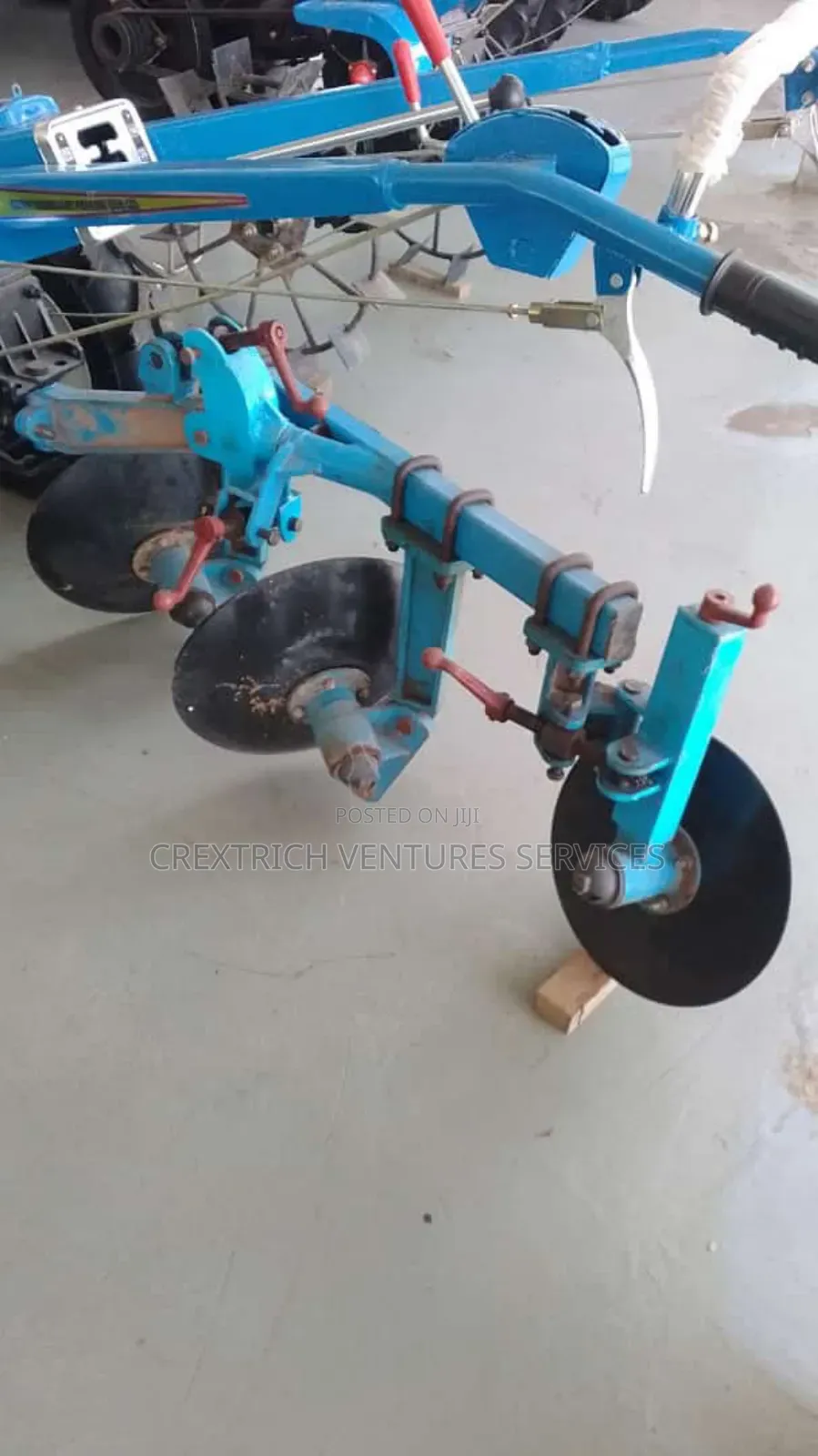 Disc Plough Implement: Walking Tractor 10 -24 Hp