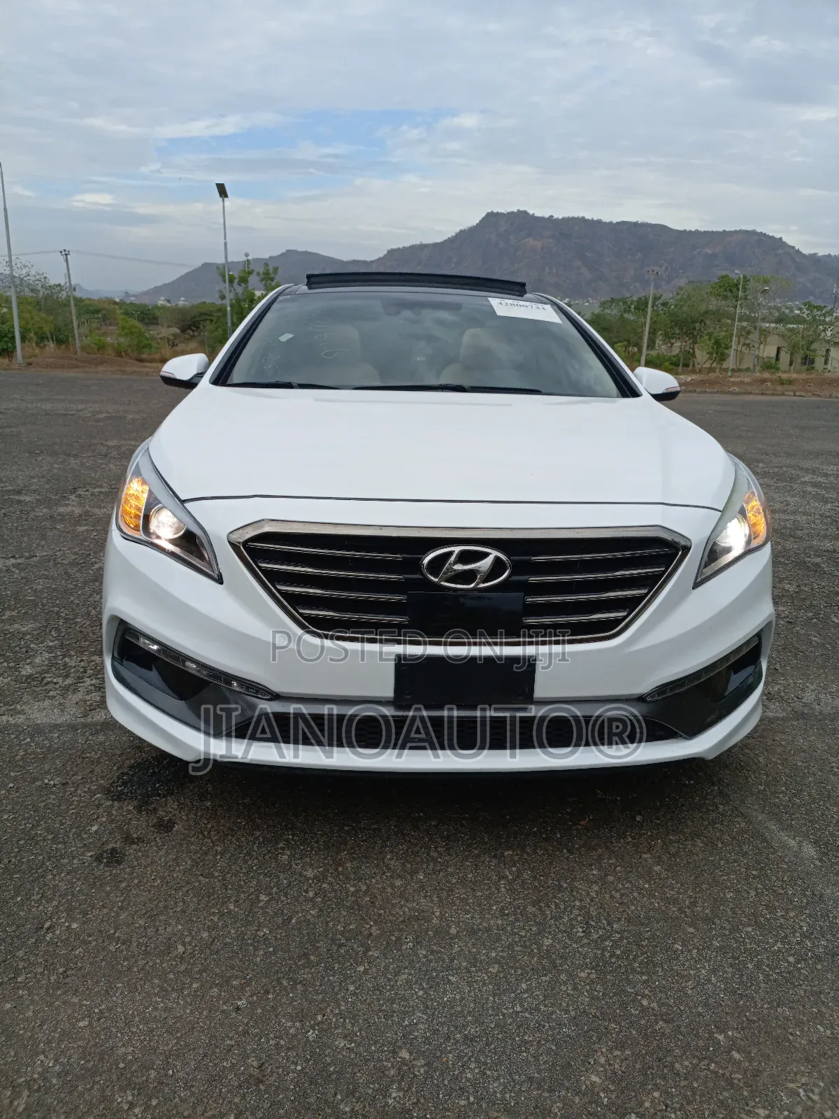 Hyundai Sonata Limited Sedan FWD (2.4L 4cyl 6A) 2016 White