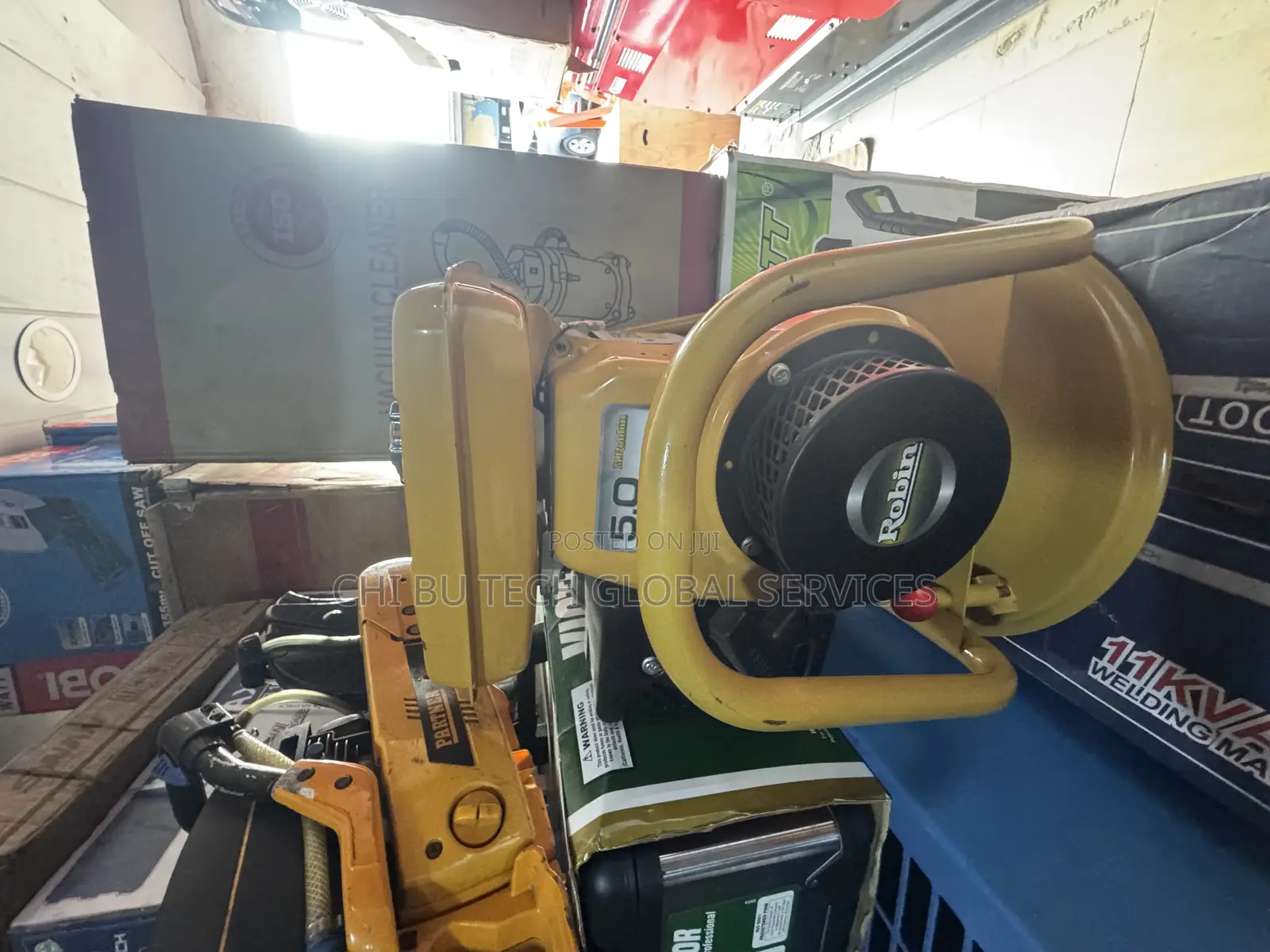 Gasoline Concrete Vibrator With Robin Ey20 Engine
