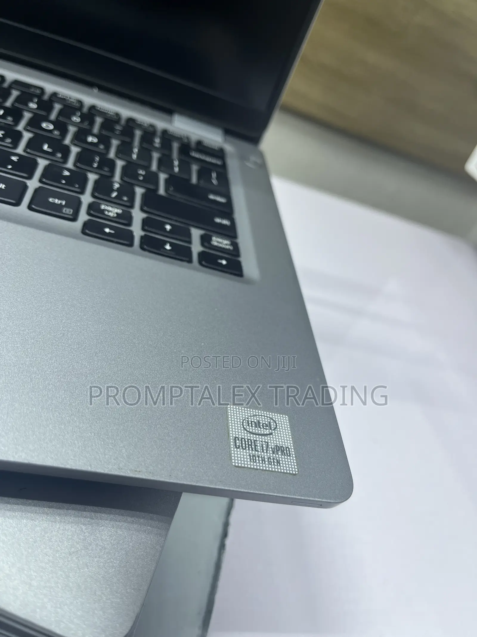 Laptop Dell Latitude 5310 16GB Intel Core i7 SSD 256GB