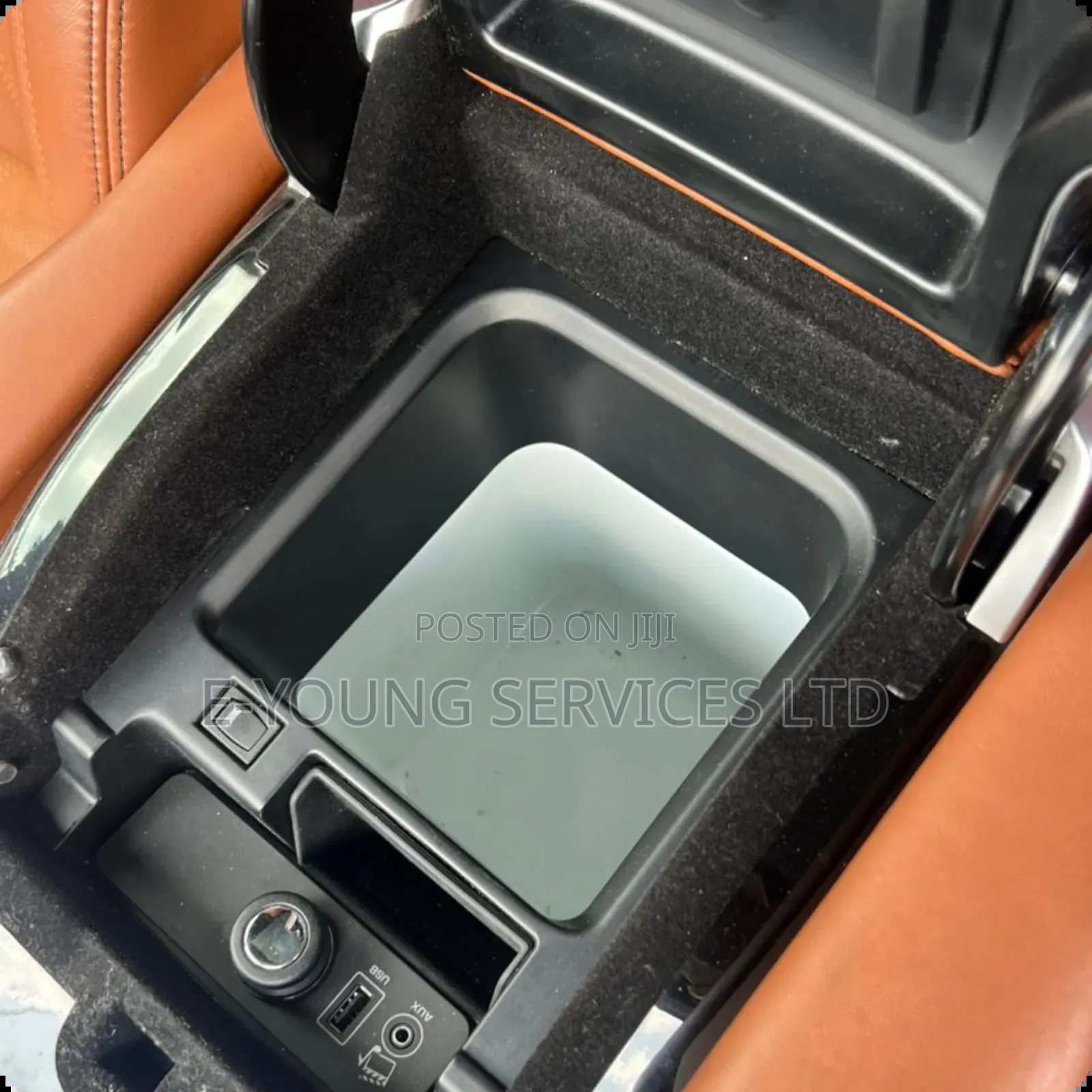 Land Rover Range Rover Vogue 2015 Black