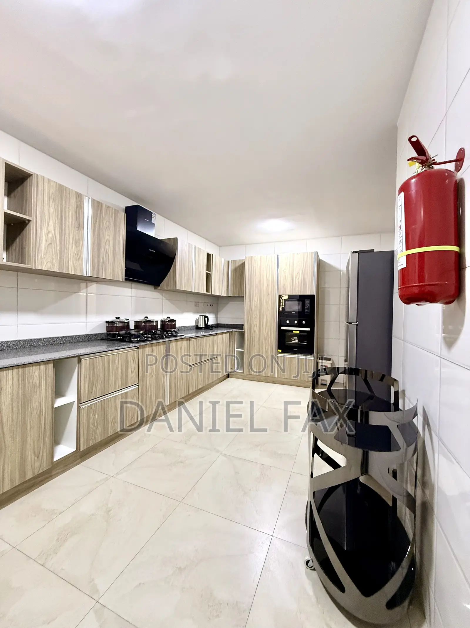 Luxury Classics 4 Bedroom Apartment