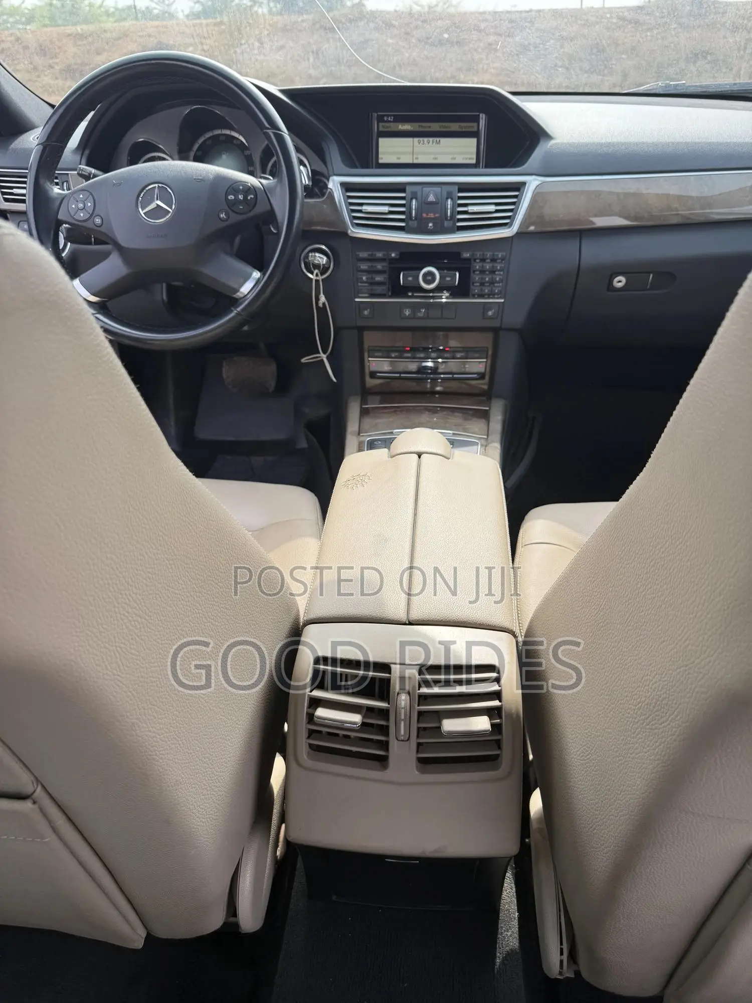 Mercedes-Benz E350 2011 Black