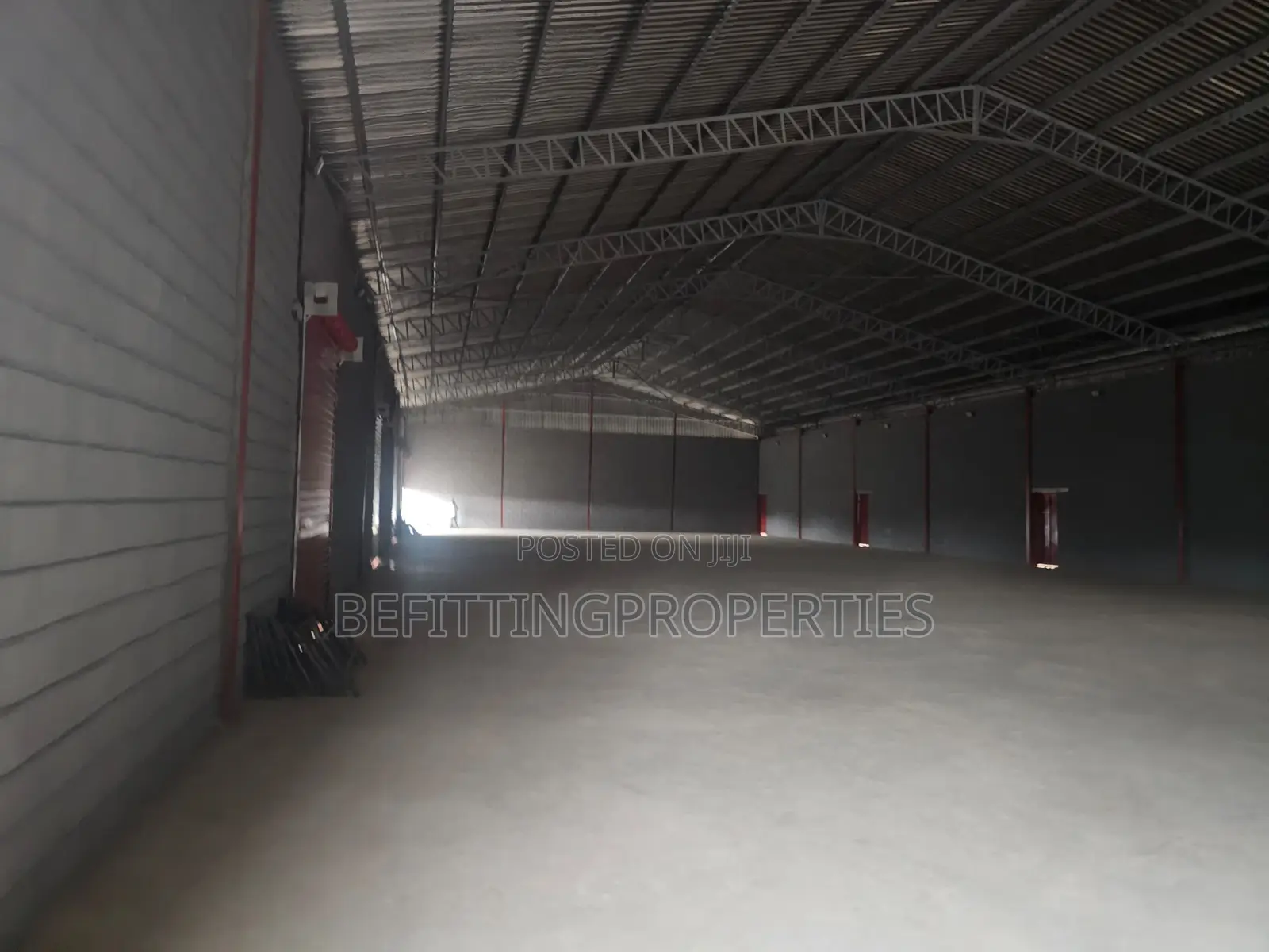 Brand New 1000 Sqm Warehouse