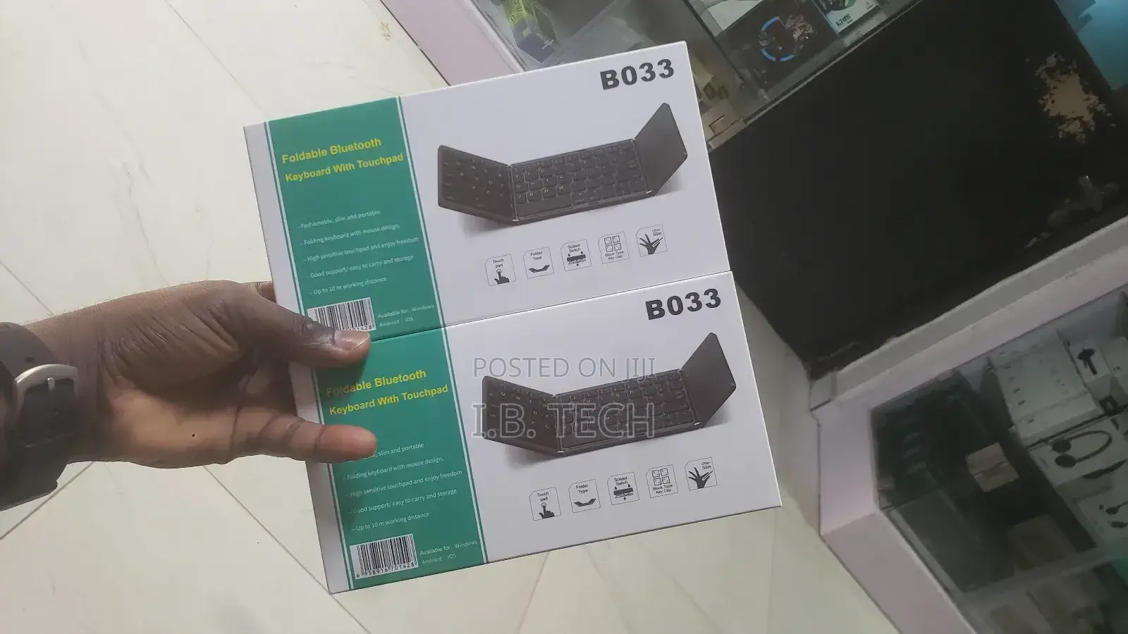Foldable Bluetooth Keyboard With Touchpad B033
