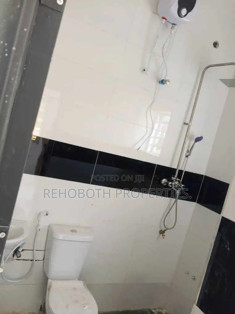 2bdrm Bungalow in Asunle Akala Express for rent