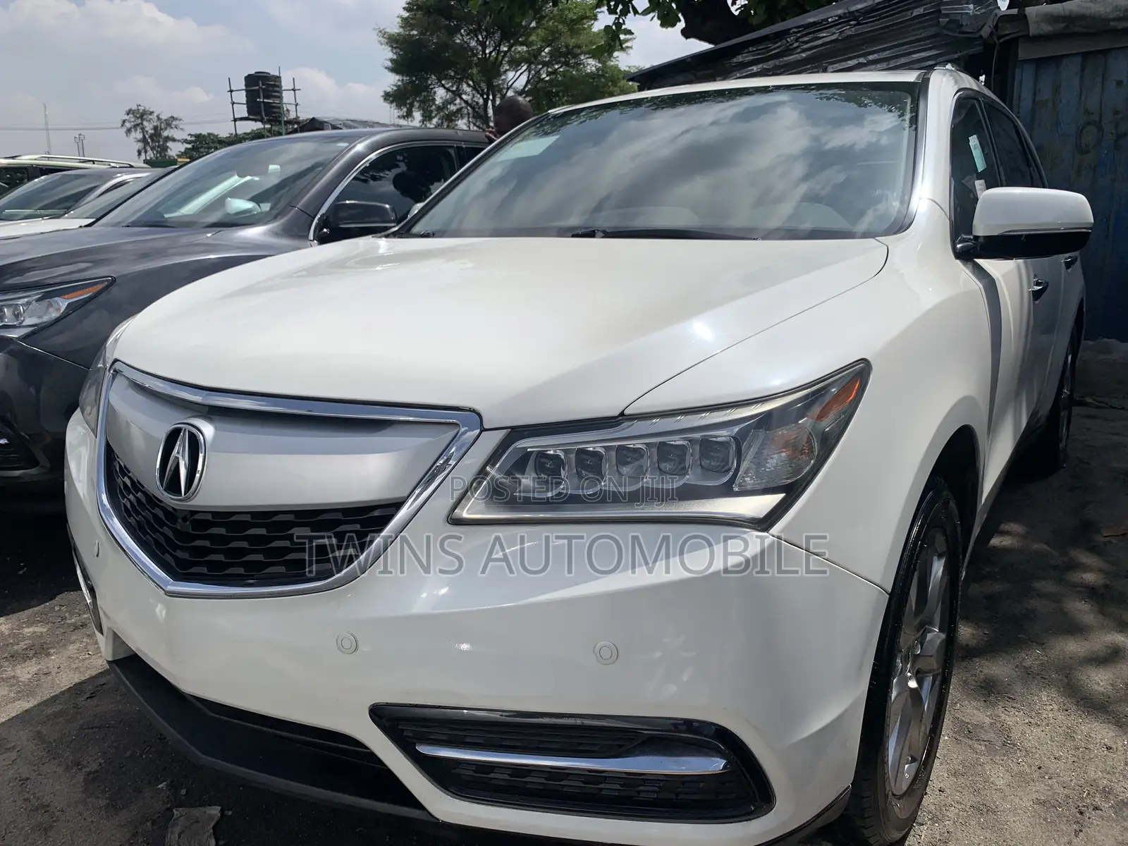 Acura MDX Advance and Entertainment Packages 4dr SUV (3.5L 6cyl 6A)