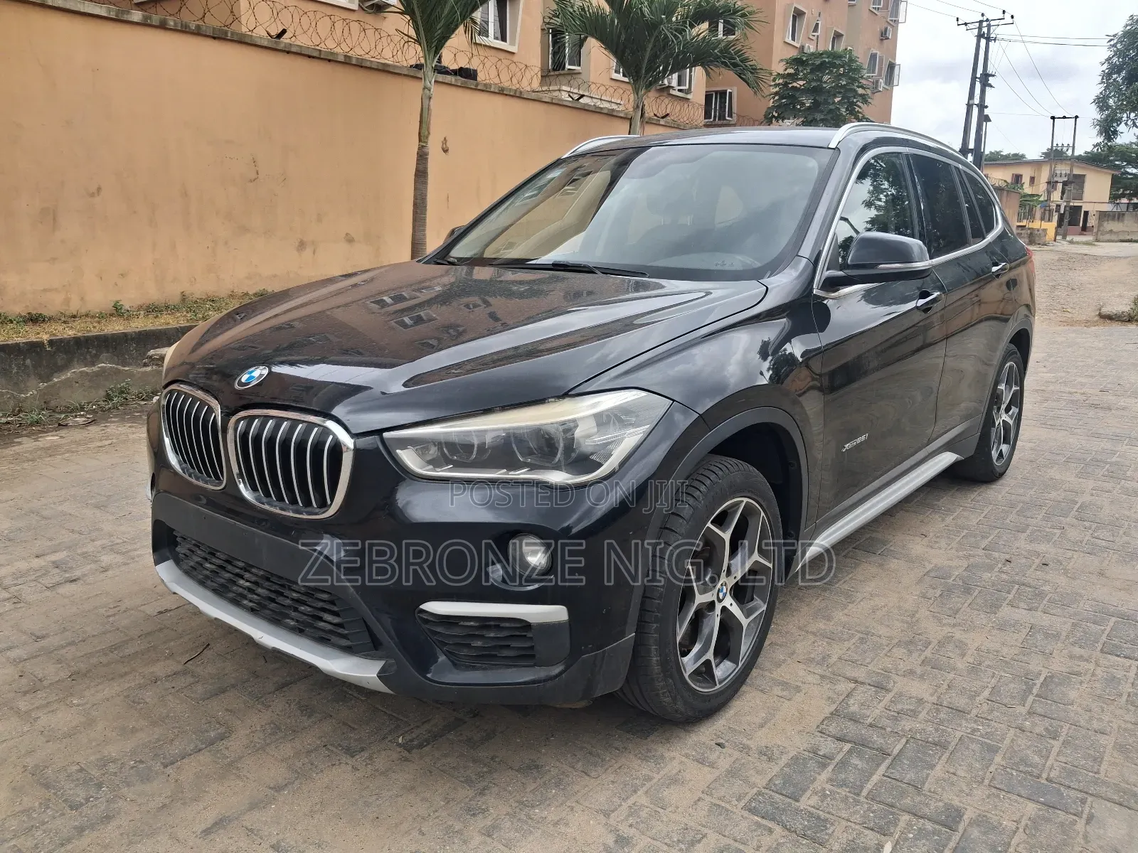BMW X1 xDrive28i 4dr SUV AWD (2.0L 4cyl Turbo 8A) 2014 Black
