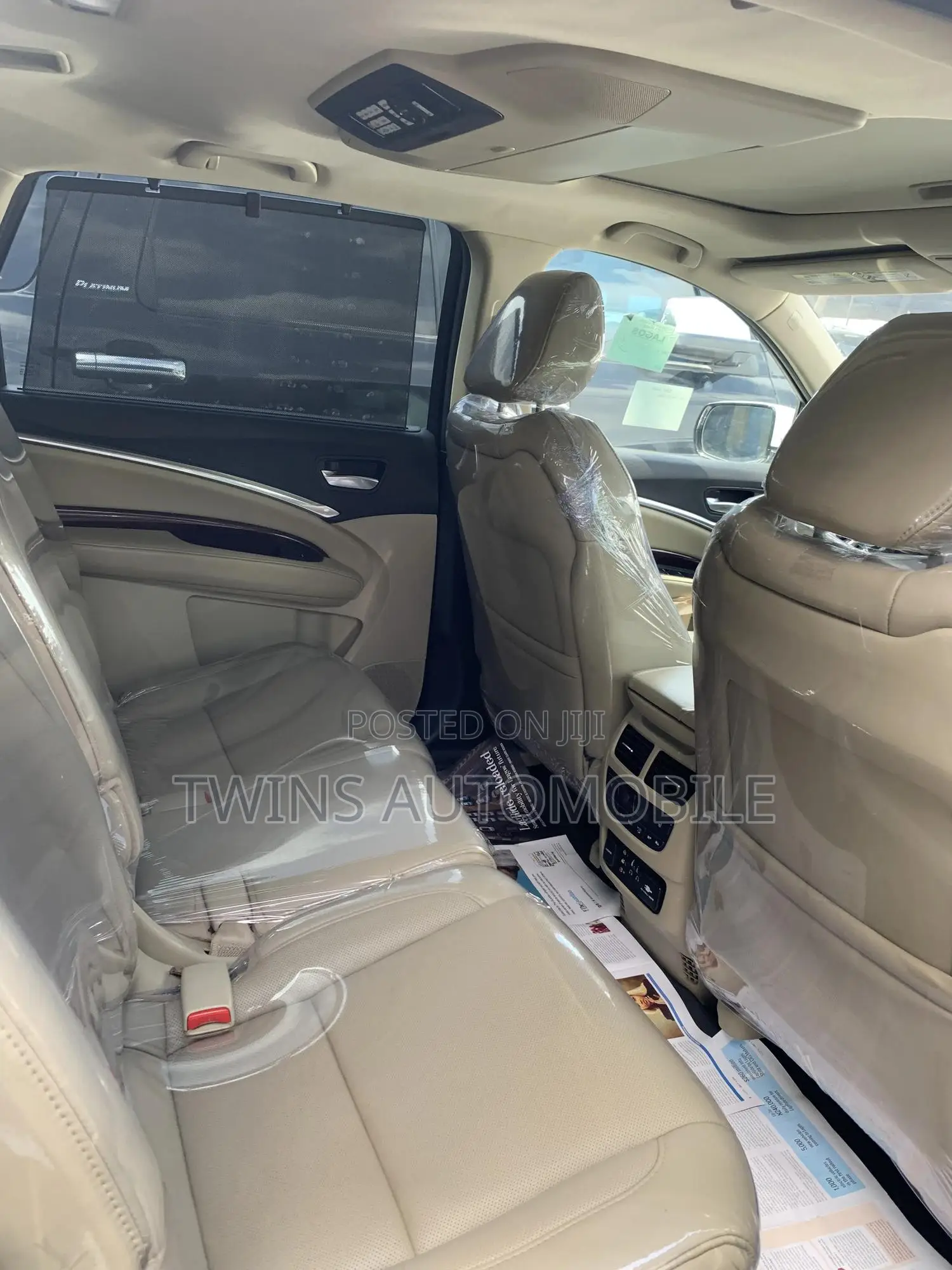 Acura MDX Advance and Entertainment Packages 4dr SUV (3.5L 6cyl 6A)