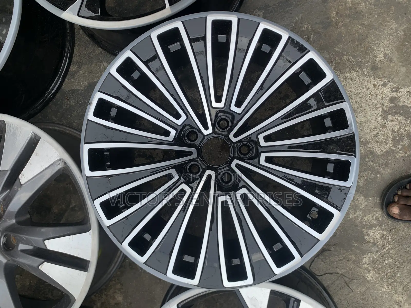 18 Inches Alloy Wheel Rims