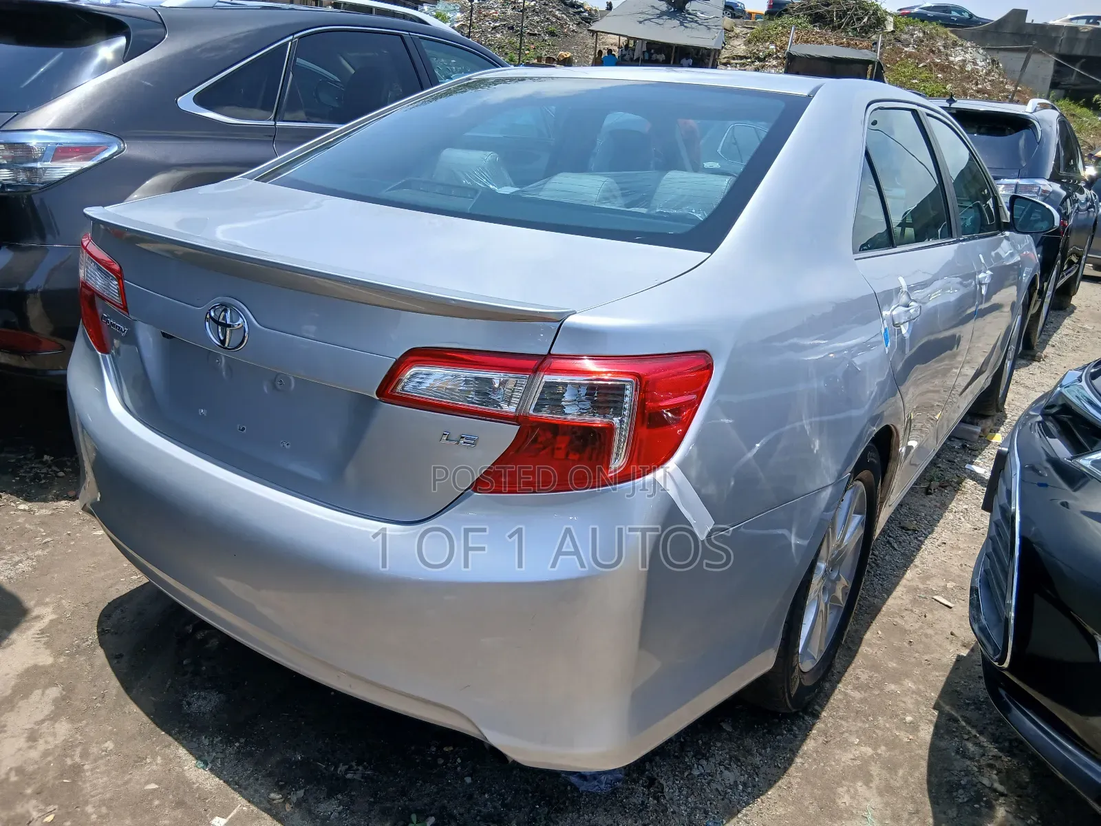 Toyota Camry LE 4dr Sedan (2.5L 4cyl 6A) 2014 Silver