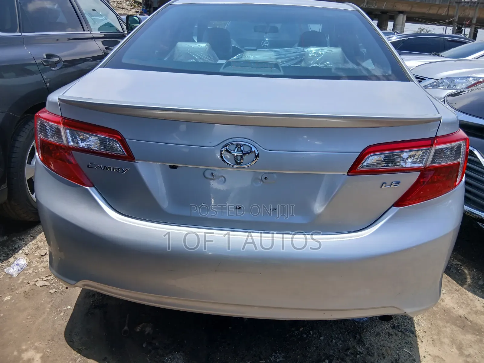 Toyota Camry LE 4dr Sedan (2.5L 4cyl 6A) 2014 Silver