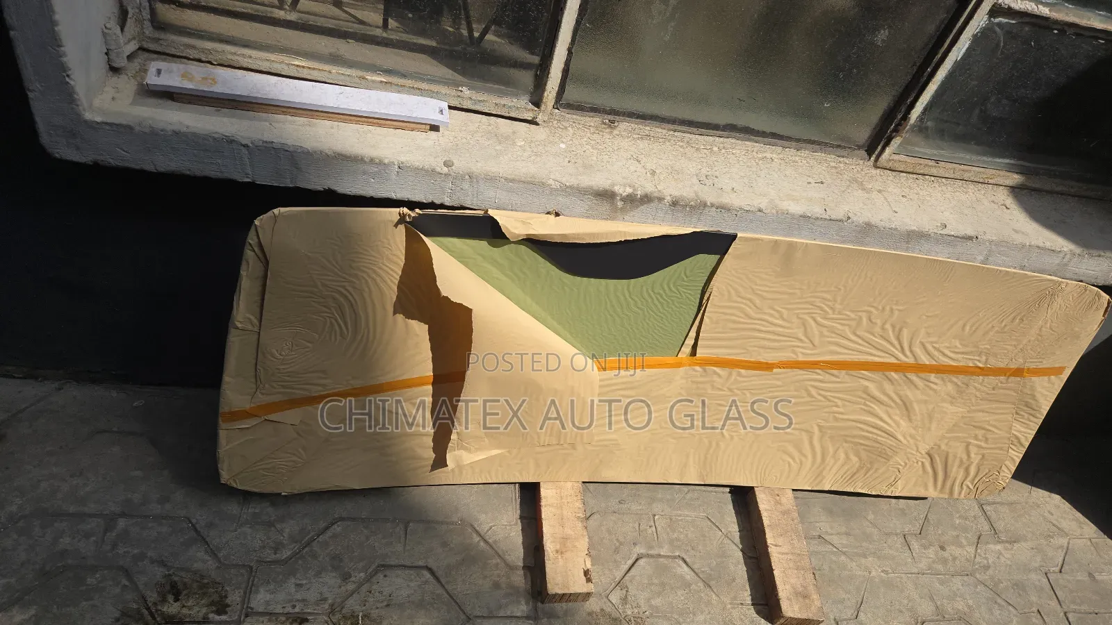 Toyota Hiace Hummer Bus Back Glass Available