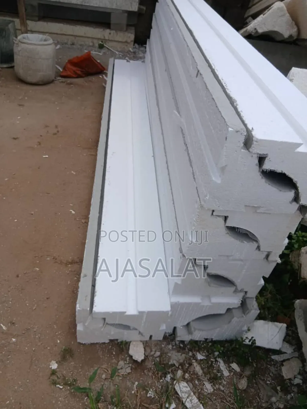 Polystyrene Parapet and Board