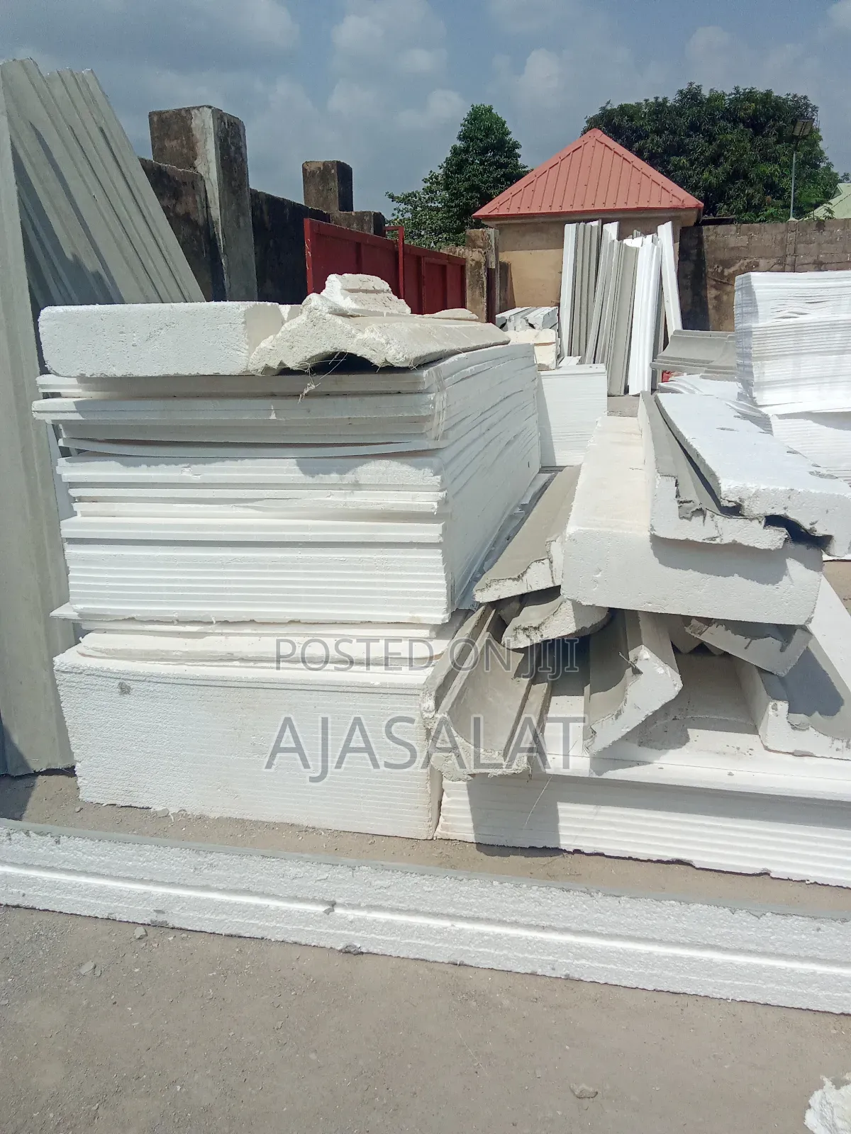 Polystyrene Parapet and Board