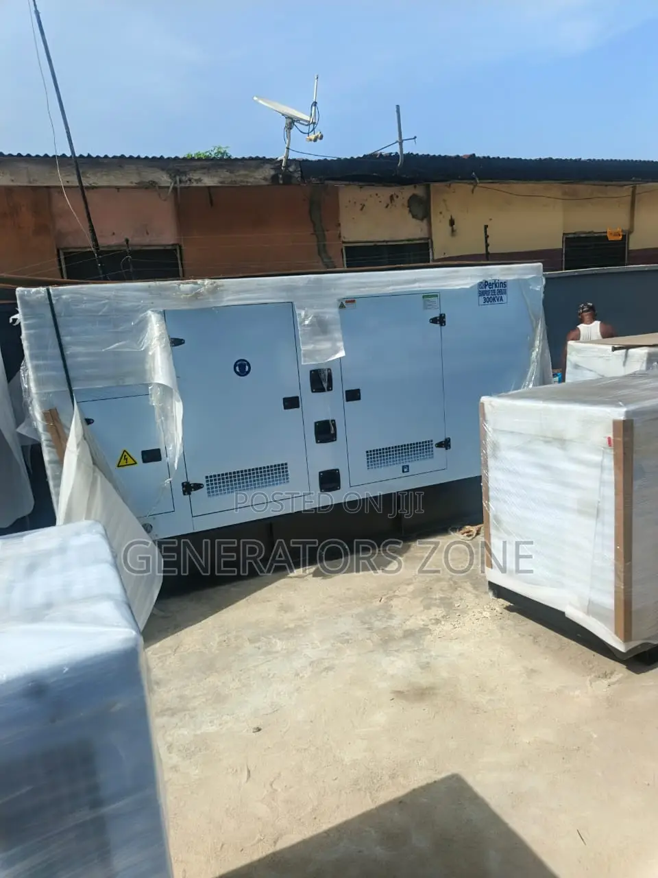 Perkins 300kva Soundproof Generator Industrial Power Unit