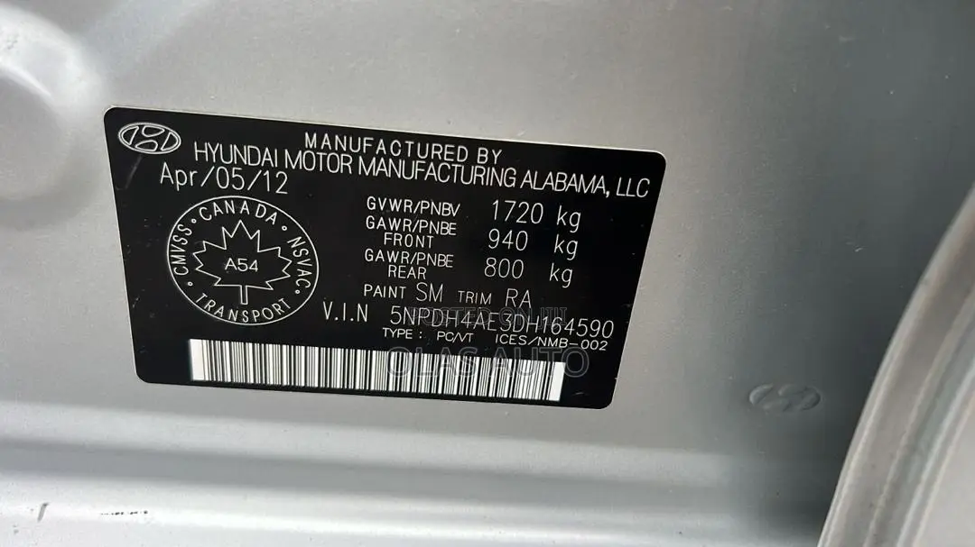 Hyundai Elantra 2012 Silver