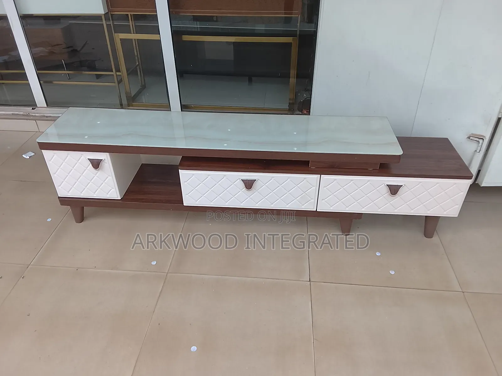 Extendable Tv Console Cabinet