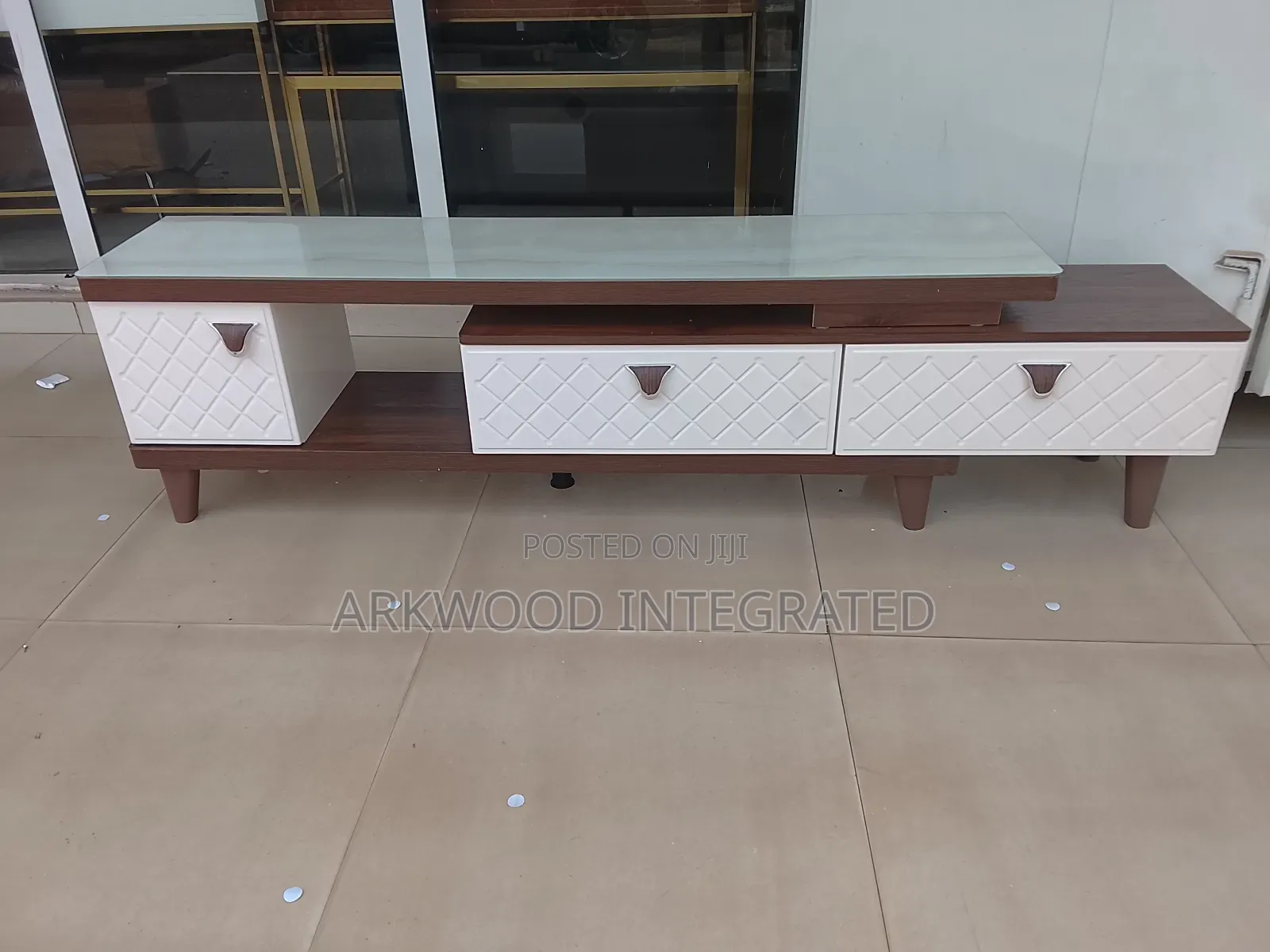 Extendable Tv Console Cabinet