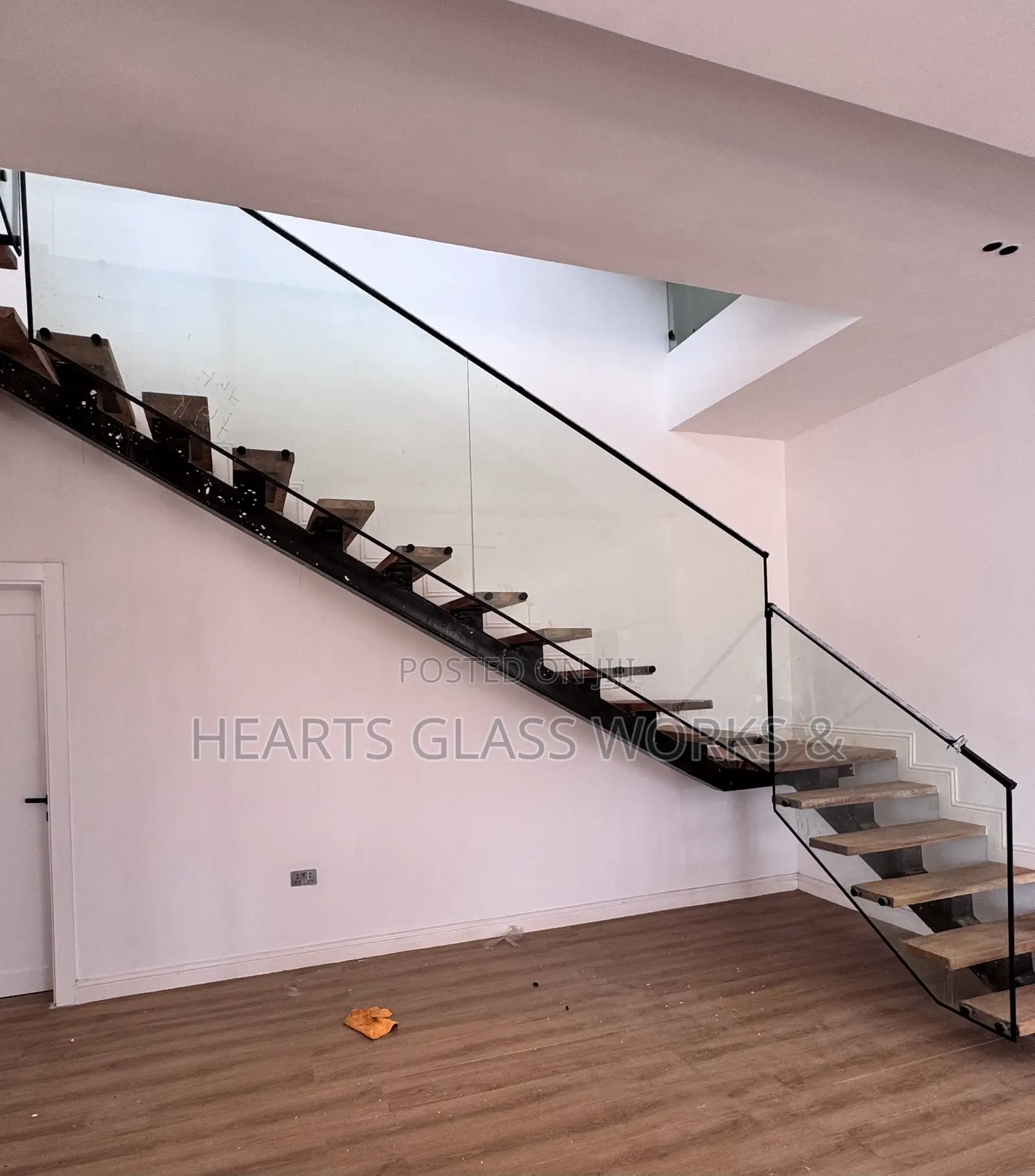 Floating Stair Rail Installation (10mm-12mm ) Thickness