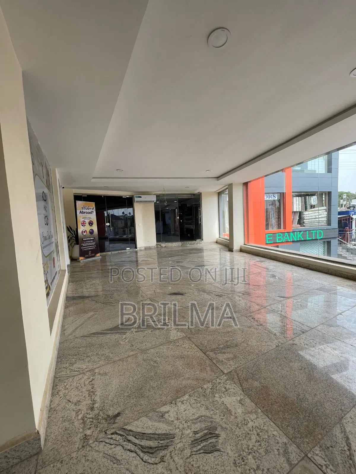 Shop Space In Wuse Zone For Rent!