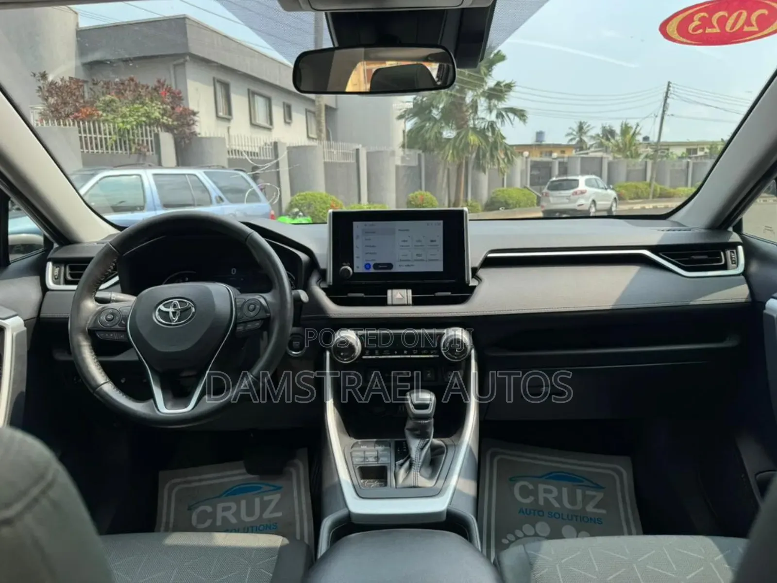 Toyota RAV4 2023 White