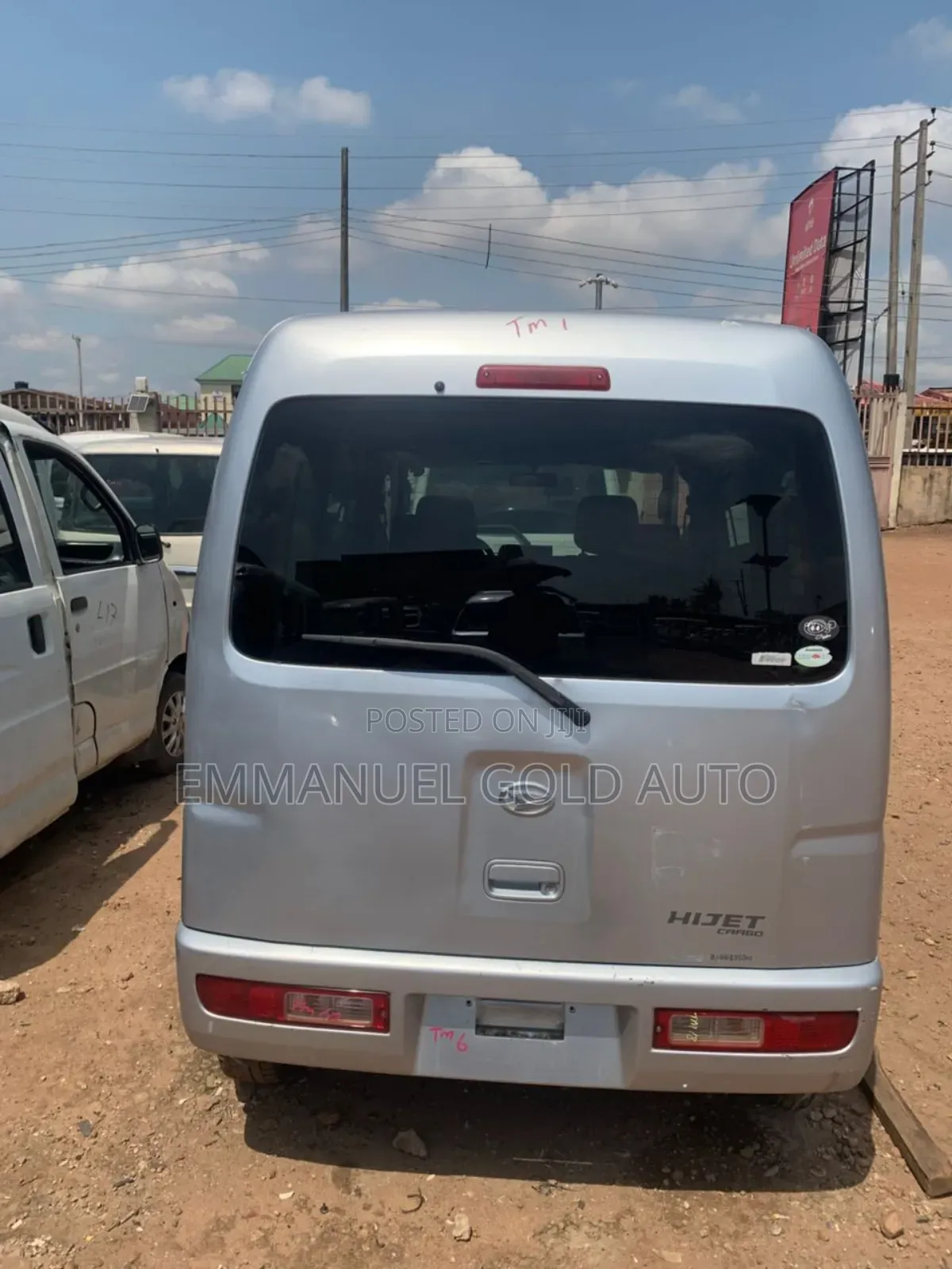Daihatsu Hijet 2012 Silver