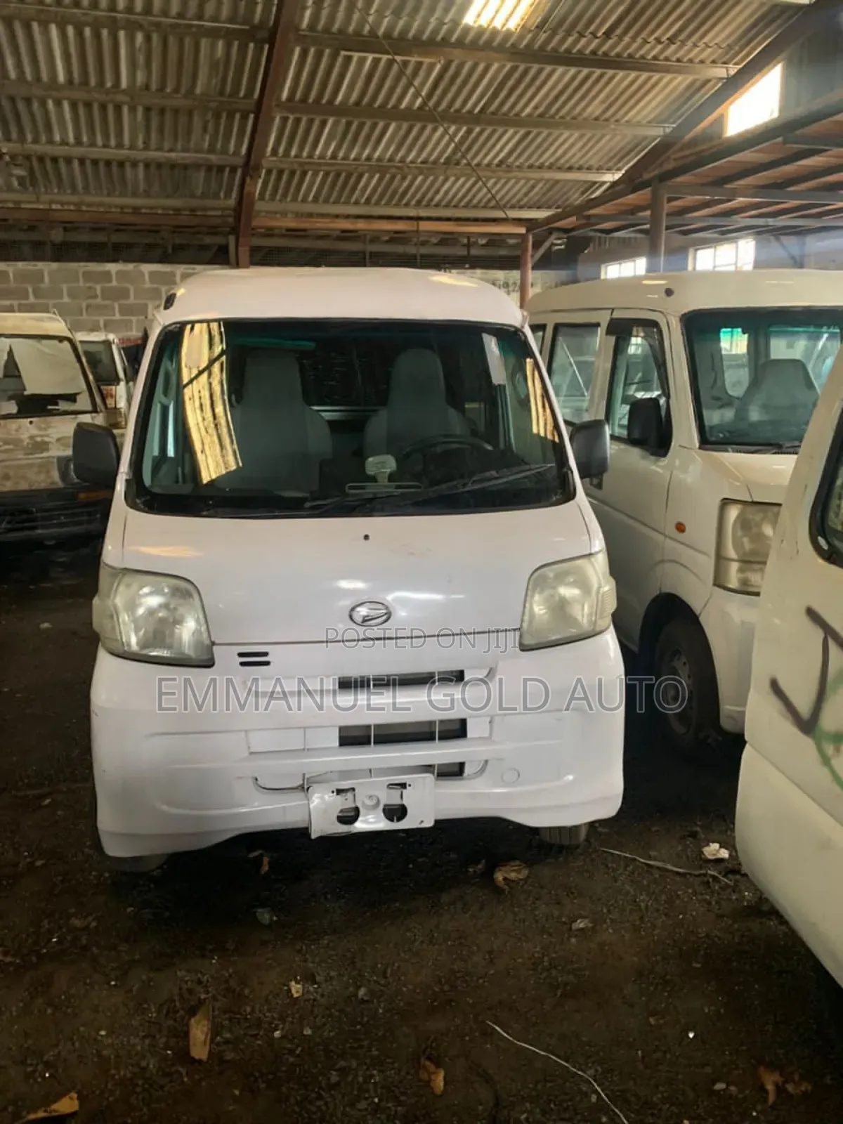 Daihatsu Hijet 2012 Silver