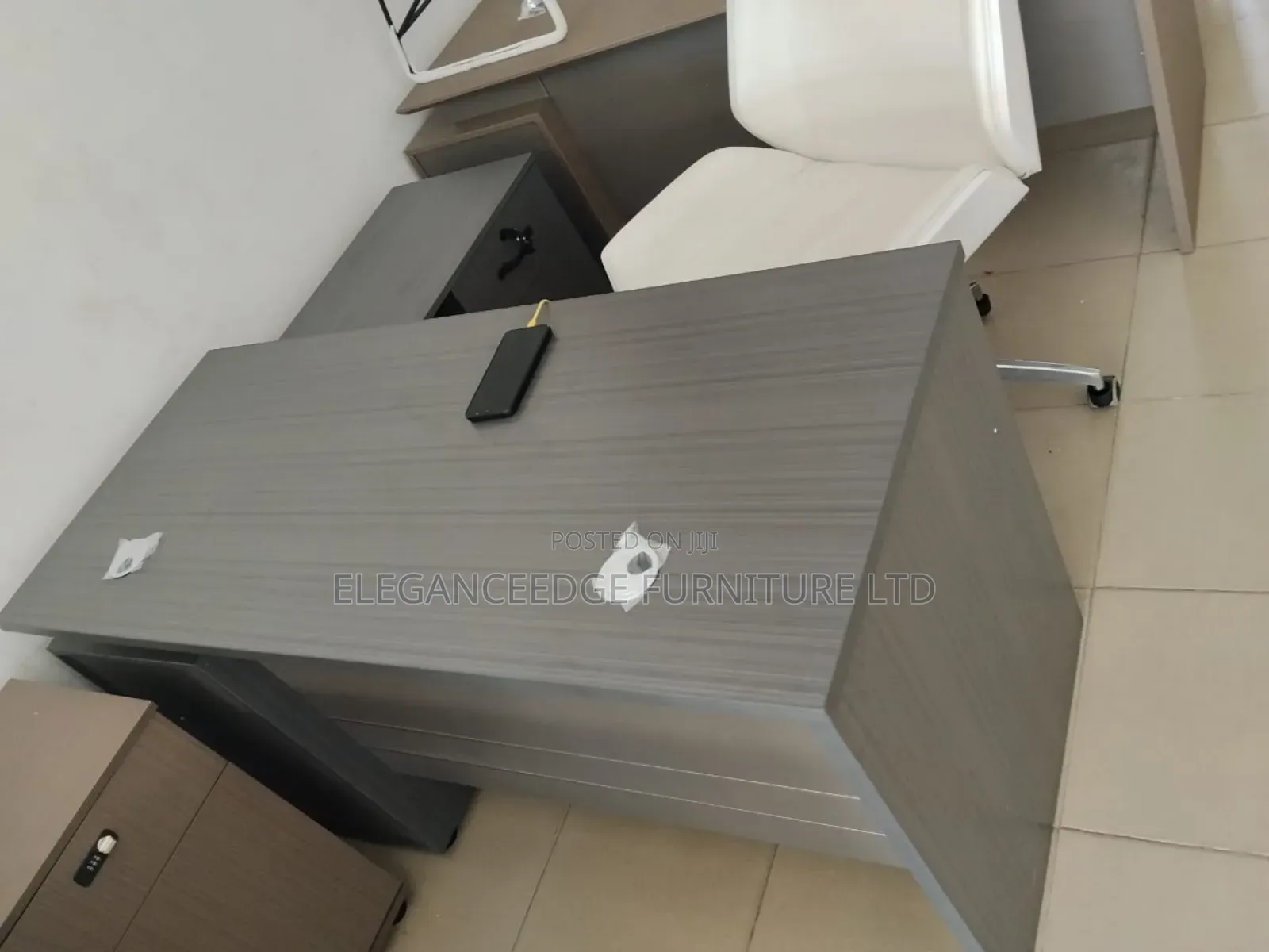 1.4 Meter by 0.6 Meter Executive Office Table With Extension