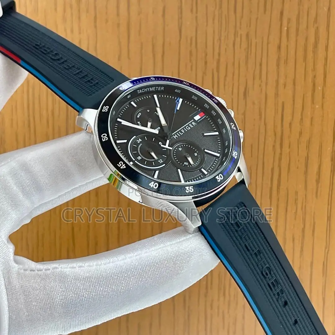 Tommy Hilfiger Quality Luxury Men Rubber Strap Wristwatch