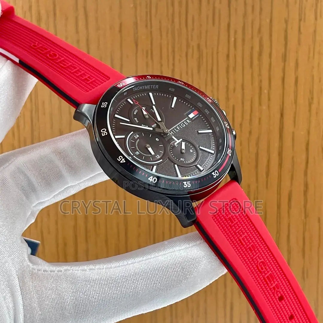Tommy Hilfiger Quality Luxury Men Rubber Strap Wristwatch