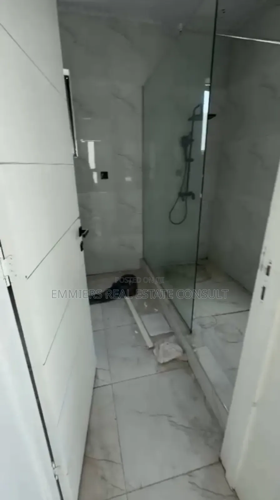 5bdrm Duplex in Ado / Ajah for rent