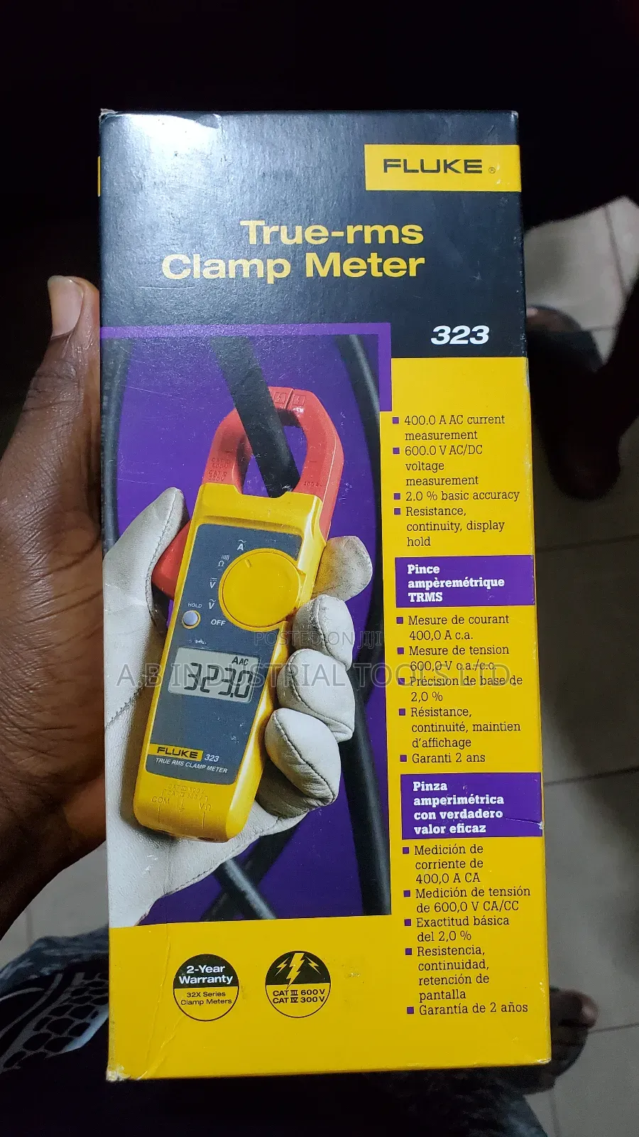 Fluke 323 Clampmeter
